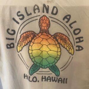 Big Island Aloha Turtle Graphic Tee size medium
